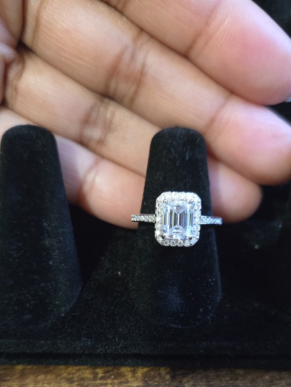Elegant Emerald-Cut Moissanite Daimond Halo  Engagement Ring - Sterling Silver
